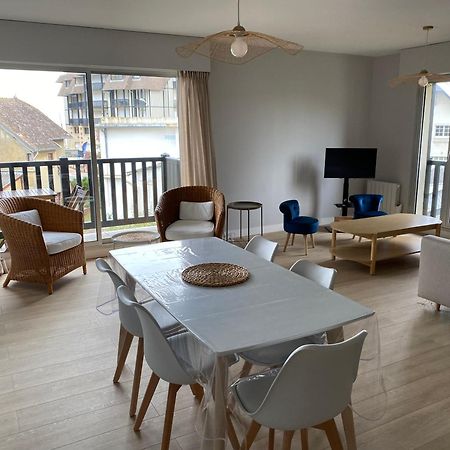 Appartement 65M2 Avec Balcon Vues Partielles Mer A 150M De La Plage Et Centre, Wifi Et Parking Prive บลอนวิลล์-ซัวร์-แมร์ ภายนอก รูปภาพ